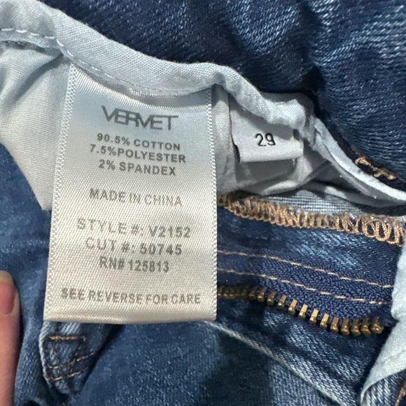 Vervet High-Rise Bella Flare jeans, size 29 - Picture 10 of 16